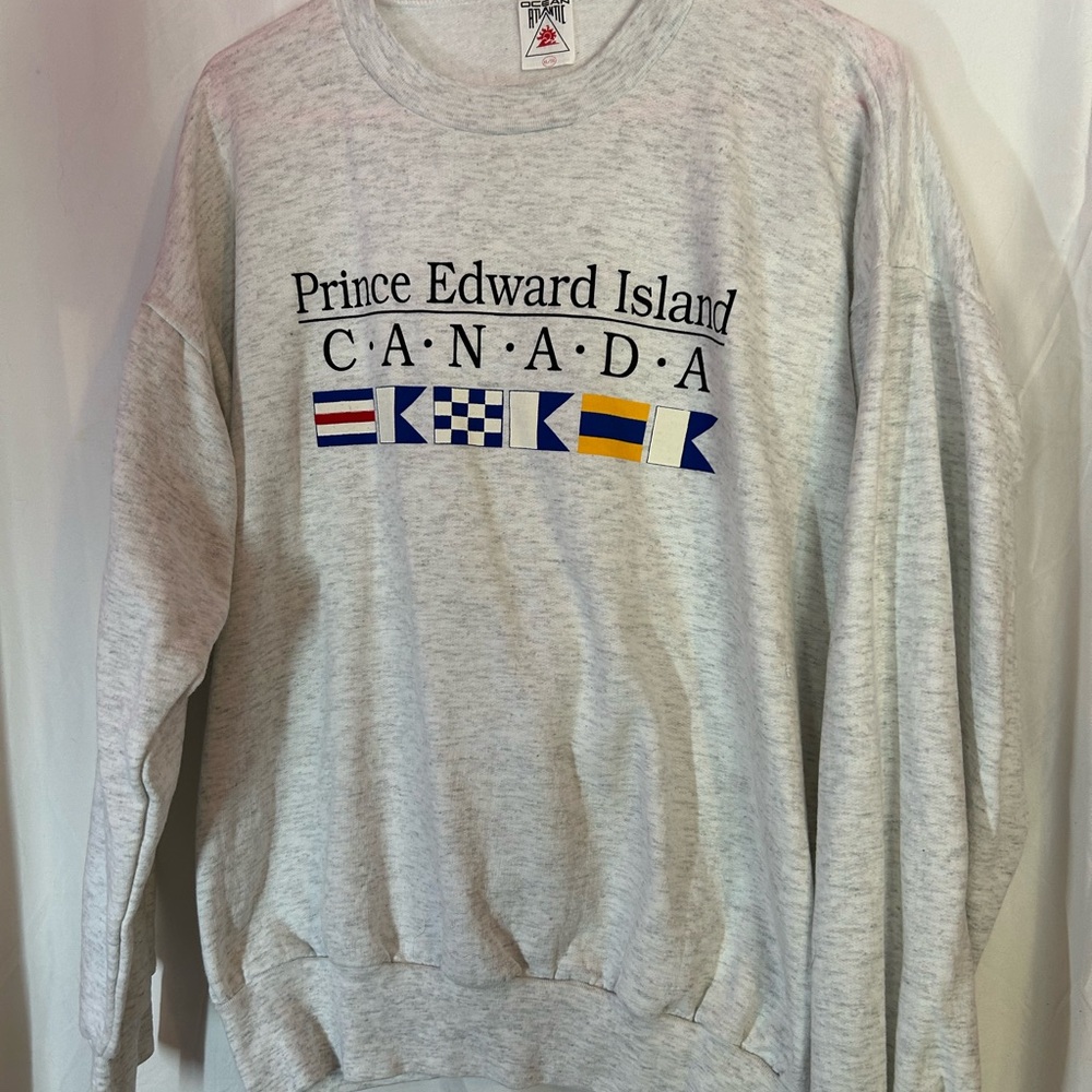 Gray Prince Edward Island Canada Sweater Vintage